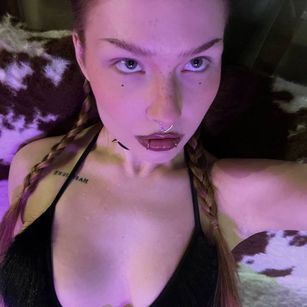 Model - GingerPleasure bigass