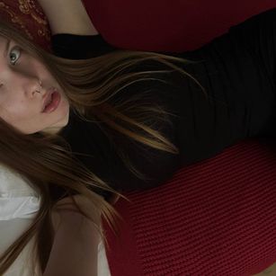 Model - GingerPleasure redhair