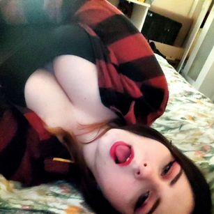 Model - Eva Nite deepthroat