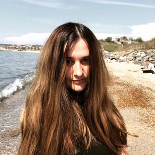 Model - JuicyBerry spanks