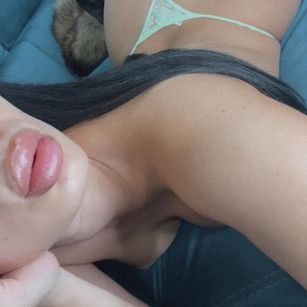 Model - VictoriaLane cei