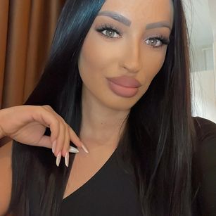 Model - VictoriaLane anal