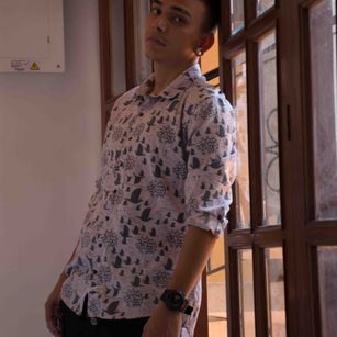 Model - Colson Baker latino