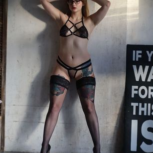 Model - Mary_Bell sissy