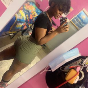 Model - pocahontasgrim femdom