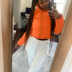 Model - richoffeka Ebony