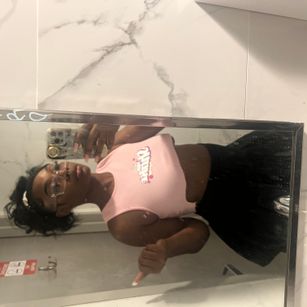 Model - richoffeka squirt