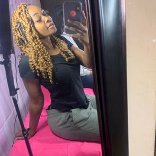 Model - pocahontasgrim Ebony