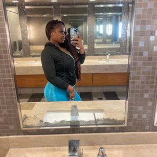 Model - richoffeka twerk