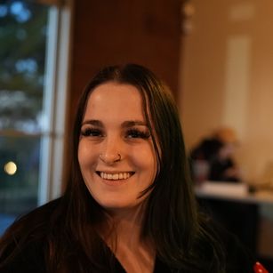 Model - Violet Syns wife