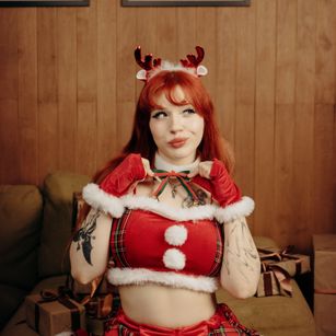 Model - PoisonIvy cumshow