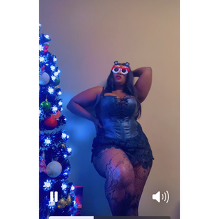 Model - Magicalboobsdd mistress