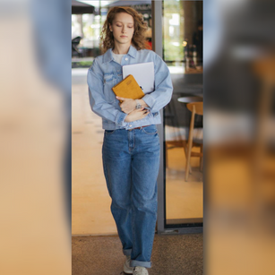 Model - Linda505 blonde