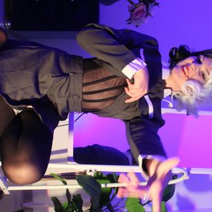 Model - Zoe deepthroat