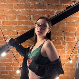 Model - Juicy_Alex new