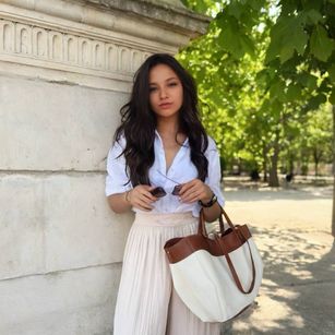 Model - ElysLunar shy