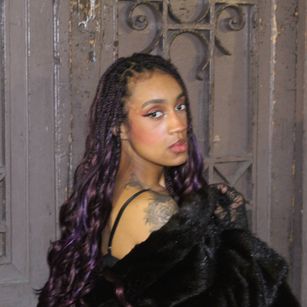 Model - Ominira anal