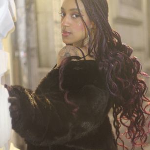 Model - Ominira anal