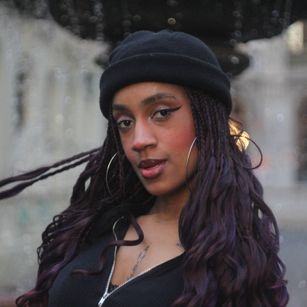 Model - Ominira cute