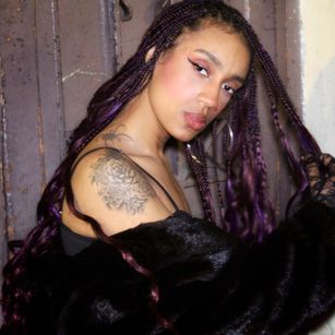 Model - Ominira anal