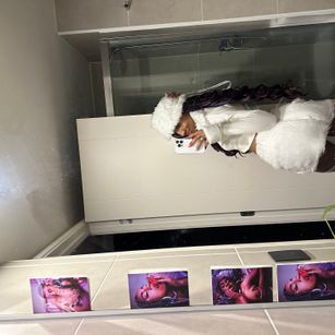 Model - Ominira sexy