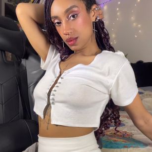 Model - Ominira sexy