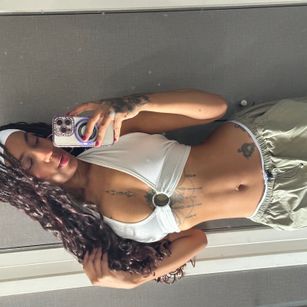 Model - Ominira anal