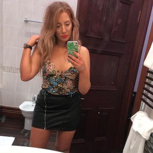 Model - Sienna Blake squirt