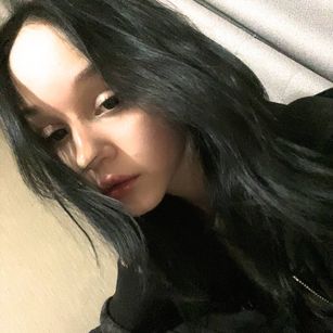 Model - SarahSanders DP