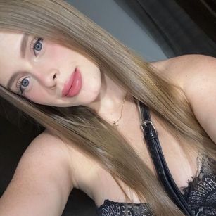 Model - HannaCutte rolplay