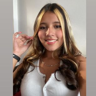 Model - ValentinaMorLat COQUETTE