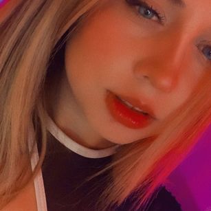 Model - megan-bee anal