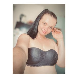 Model - CamilleXMyr fetish