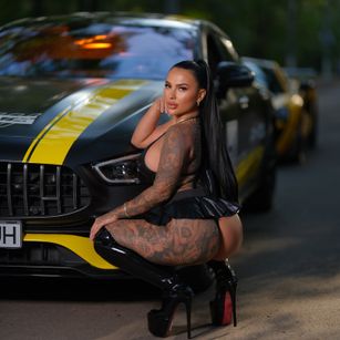 Model - FiresBomb777 play