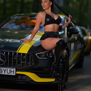 Model - FiresBomb777 sex