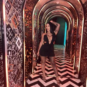 Model - FiresBomb777 sex