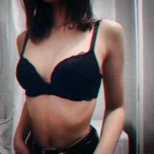 Model - Essy_Rosy ass