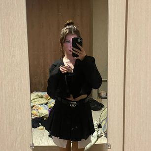 Model - Alyaskaa joi