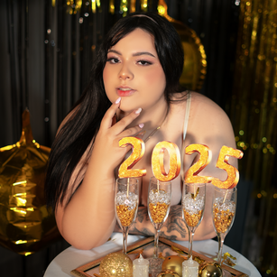 Model - CloeFox fetish