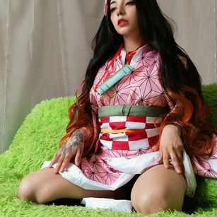 Model - jaadee18 bigass