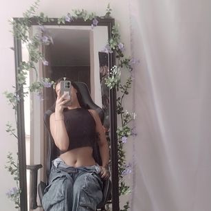 Model - jaadee18 fisting