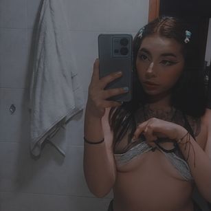 Model - jaadee18 anime