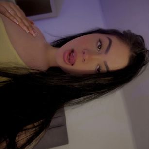 Model - ivy_youth domi