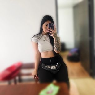 Model - ivy_youth dildo