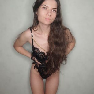Model - AlisiaNovo sex
