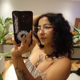 Model - VioletaFosterr feet