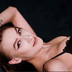 Model - Frances York nylons