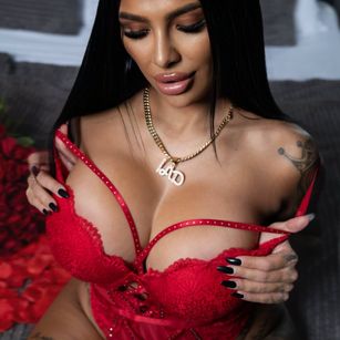 Model - FiresBomb777 young