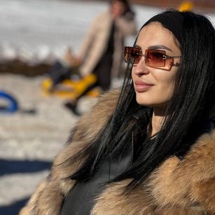 Model - VictoriaLane heels