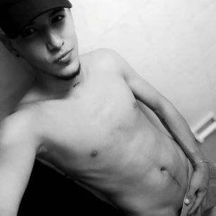 Model - oscar mauricio valencia perez MONSTERDICK